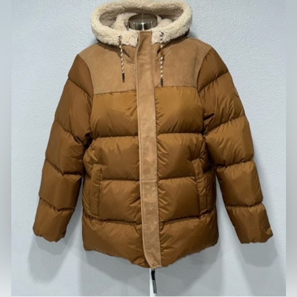UGG SHASTA DOWN PUFFER JACKET - Picture 1 of 5